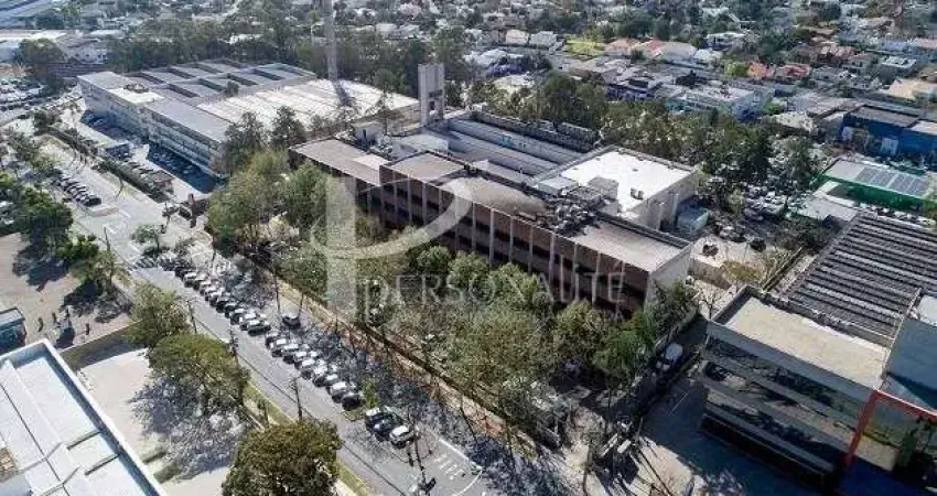 Complexo comercial de 11.578 m², com Renda, para venda, localizado em Alphaville Industrial, Barueri.