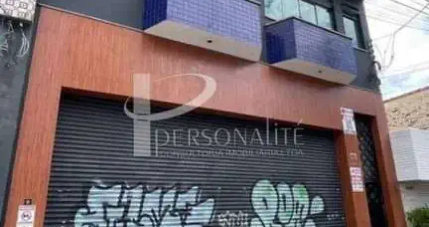 Salão/sobreloja térreo 200m2 1º piso 200 m2 6 banheiros 2 copas