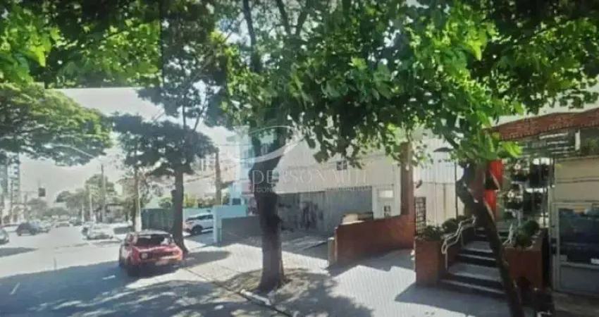 Prédio comercial 648 m2 3 pisos 6 banheiros c/ subsolo 12 vagas para alugar tatuapé