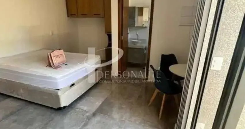 Studio para locação, tatuapé, são paulo, sp, 30m2, 1 dormitório, sala, cozinha, banheiro, quintal.