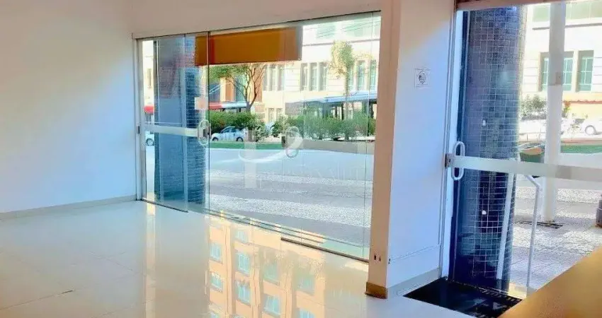 Comercial/loja para venda e locação-270m2-2 banheiros-cozinha- 3 pavimentos-piso térreo-mezanino e depósito-brás-sp.