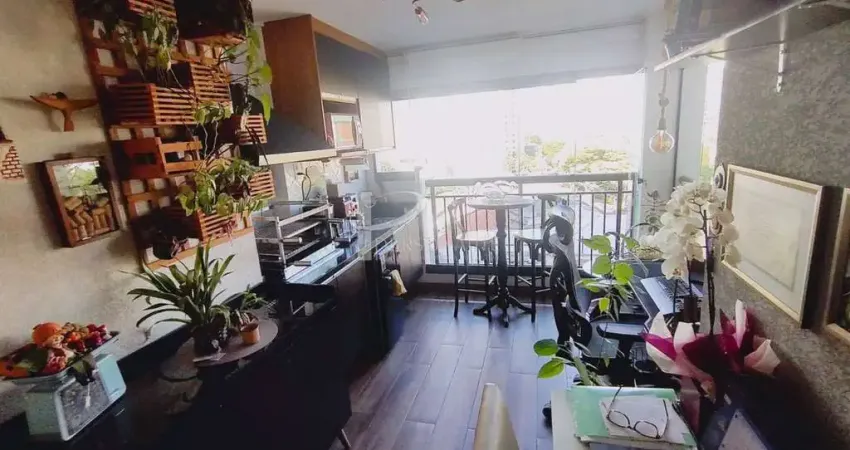 Apartamento à venda com 2 dorm, 1 suite, sacada gourmet, 67m2