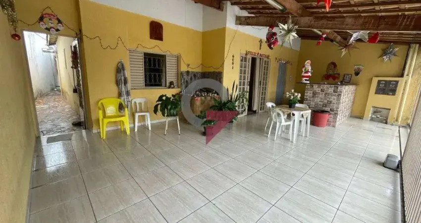 Casa com 4 quartos à venda na Vila Marly, Taubaté 