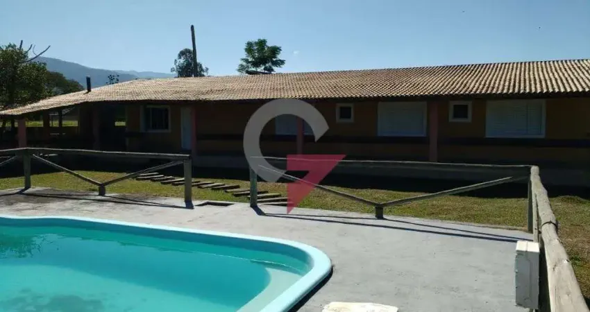Chácara / sítio com 3 quartos à venda no Mandú, Pindamonhangaba 