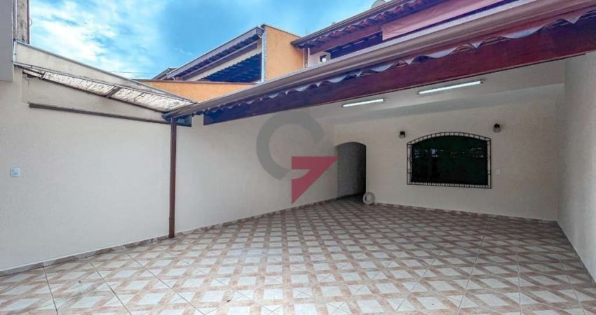 Casa com 3 quartos à venda na Vila Santa Isabel, Taubaté 