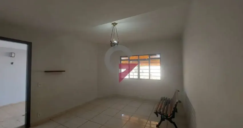 Casa com 3 quartos à venda no Centro, Taubaté 