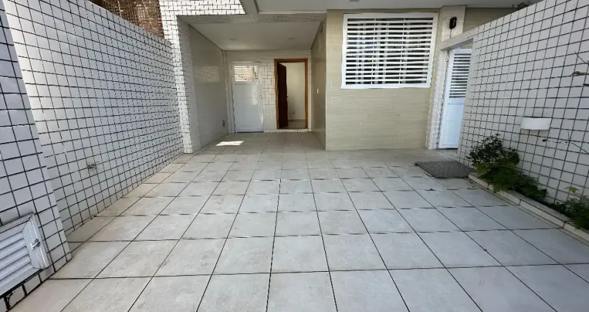 Casa Térrea | Venda | 3 suítes | 162m² | Ponta da Praia | Santos