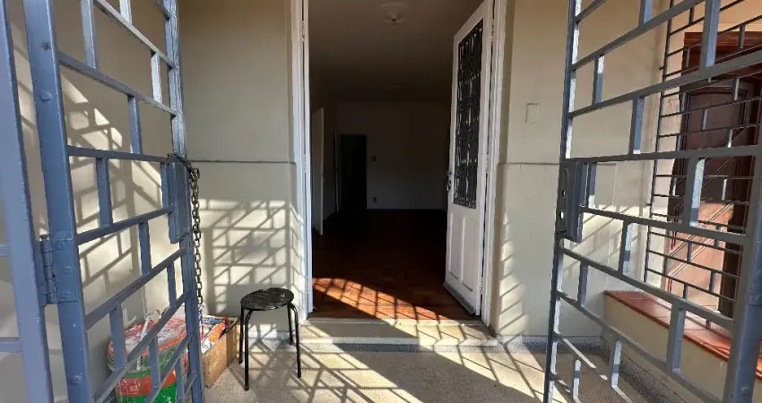 Apartamento | Venda | 2 dormitórios (2 suítes) | 100m² | Gonzaga | Santos