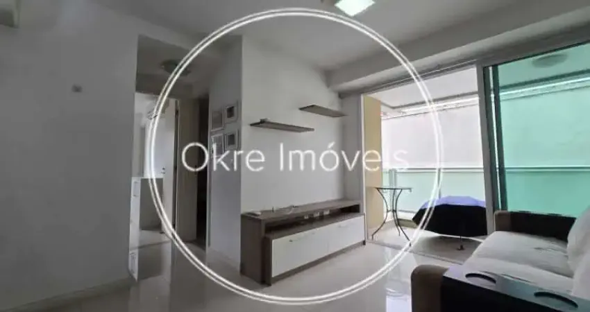 Apartamento com 2 quartos, varanda e infraestrutura na Tijuca