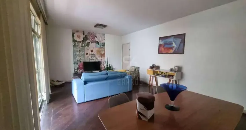 Apartamento de 3 quartos, 1 suíte em Icaraí, frente, sol da manhã, 1 vaga.