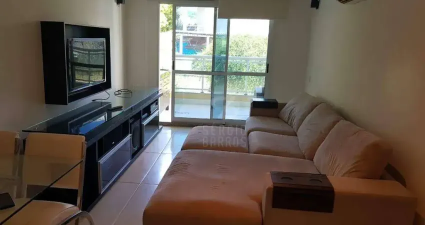 Apartamento de 2 quartos no flat na praia de camboínhas, todo montado, vazio, lazer e 1 vaga.