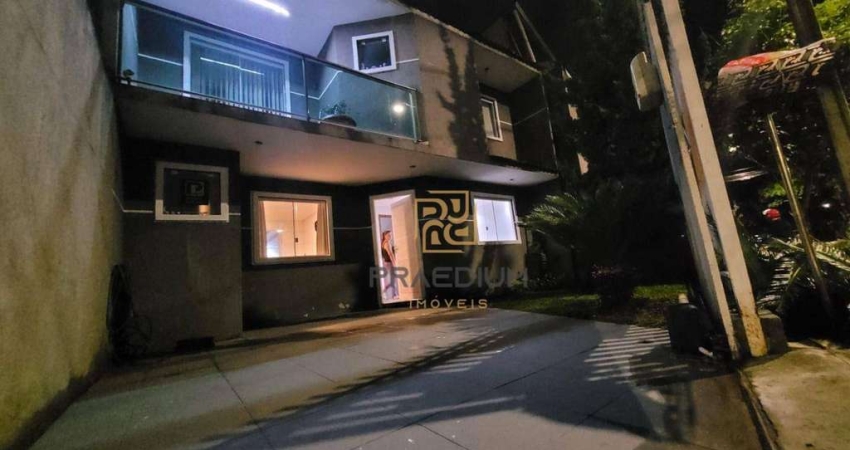 Sobrado com 3 dormitórios à venda, 197 m² por R$ 580.000,00 - Alto Tarumã - Pinhais/PR
