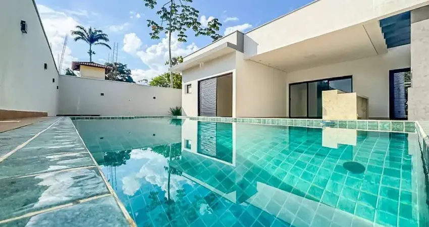 Casa Moderna com 3 Suítes e Piscina no Condomínio Mar Verde, Praia da Mococa