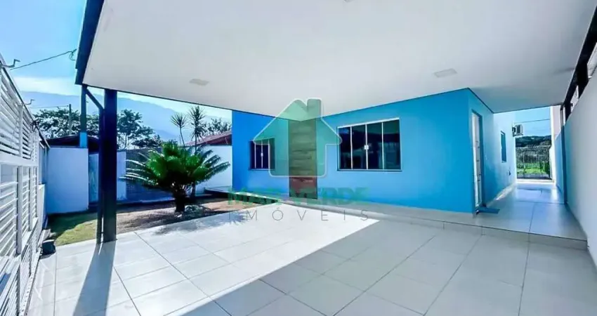 Casa com 3 quartos à venda na Rua Antônio de Lucca, 180, Massaguaçu, Caraguatatuba