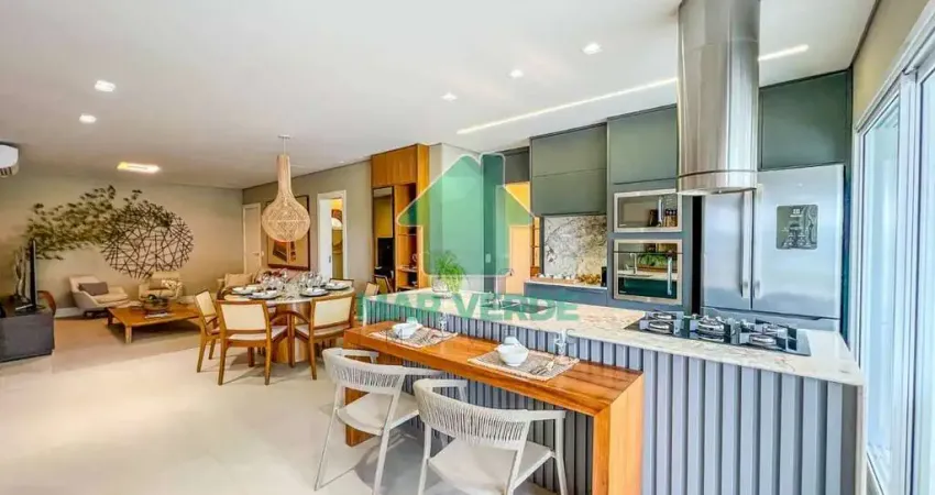 Apartamento de alto padrão com vista privilegiada para o mar no indaia