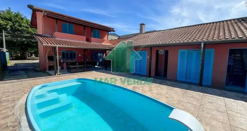 Seu Refúgio na Praia! Casa com 5 Dormitórios no Condomínio Mar Verde