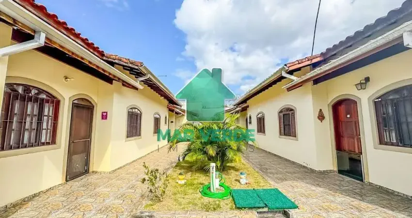 Casa em condomínio fechado a 600m da praia martim de sá – caraguatatuba/sp