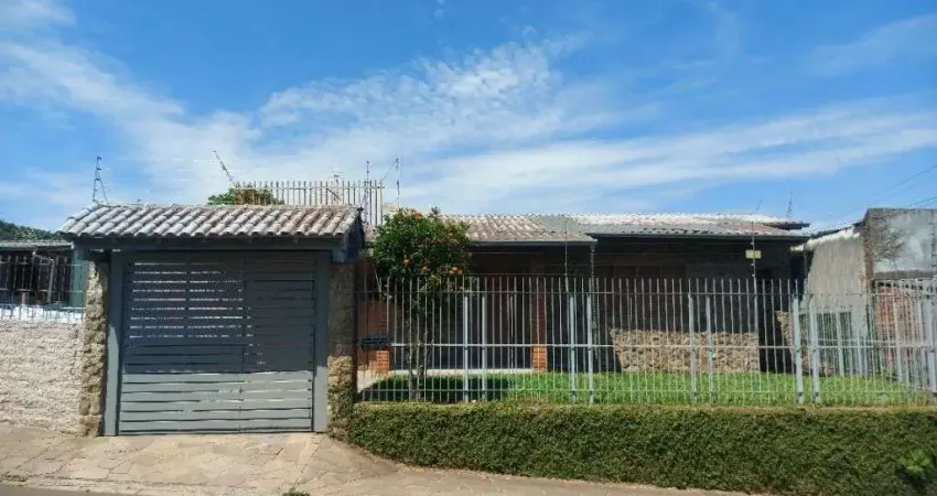 Casa com 3 dormitórios à venda, 135 m² por R$ 400.000,00 - Vila Diehl - Novo Hamburgo/RS