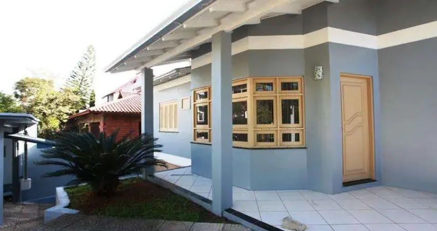 Casa com 3 dormitórios à venda, 270 m² por R$ 650.000,00 - Encosta do Sol - Estância Velha/RS