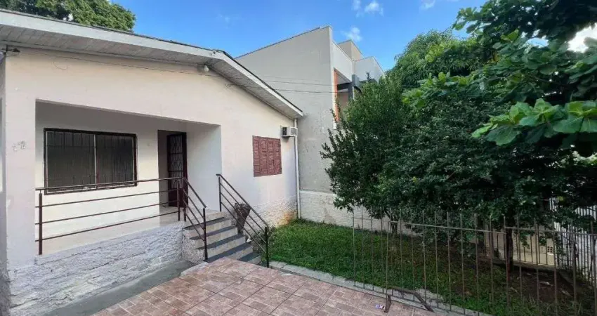 Casa com 3 dormitórios para alugar, 120 m² por R$ 2.084,00/mês - Rondônia - Novo Hamburgo/RS