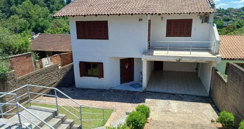 Casa com 3 dormitórios à venda, 250 m² por R$ 480.000,00 - Rincão - Novo Hamburgo/RS