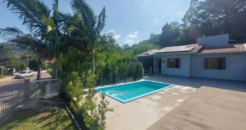 Casa com 2 dormitórios à venda, 125 m² por R$ 450.000,00 - São José - Novo Hamburgo/RS