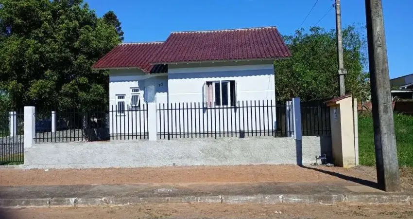 Casa com 3 dormitórios à venda, 61 m² por R$ 372.500,00 - Das Quintas - Estância Velha/RS