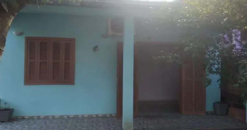 Casa com 2 dormitórios à venda, 45 m² por R$ 200.000,00 - Alpes do Vale - Novo Hamburgo/RS