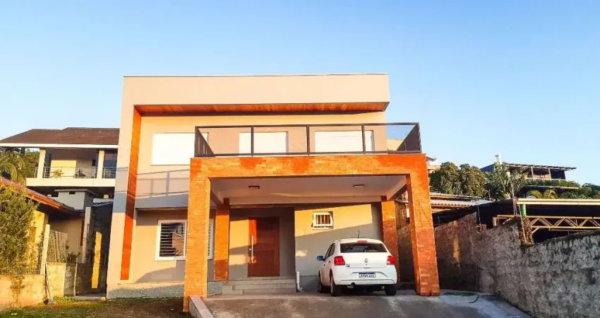 Casa com 3 dormitórios à venda, 230 m² por R$ 990.000,00 - União - Estância Velha/RS