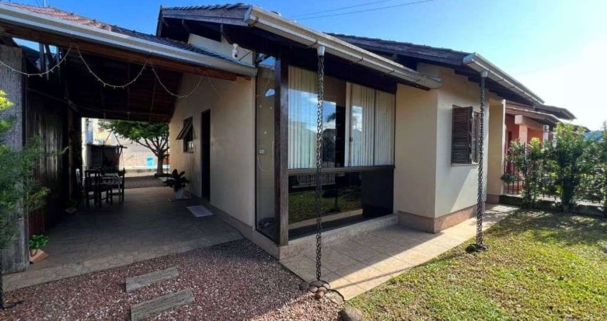 Casa com 3 dormitórios à venda, 69 m² por R$ 500.000,00 - Lagoa Azul - Estância Velha/RS