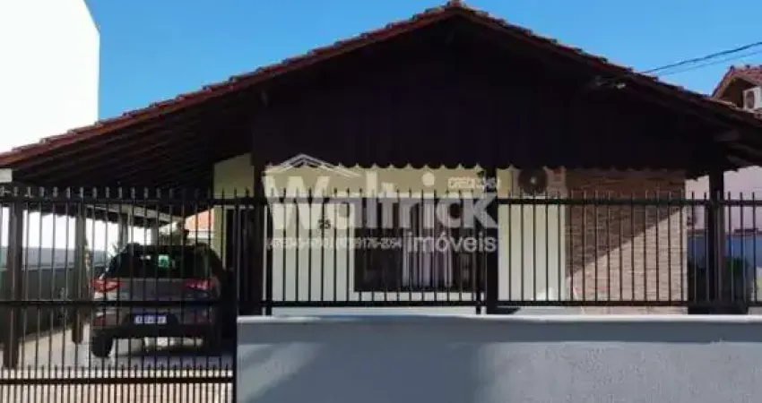 Casa com 5 quartos à venda na Travessa José Veríssimo da Silva, 75, Centro, Penha