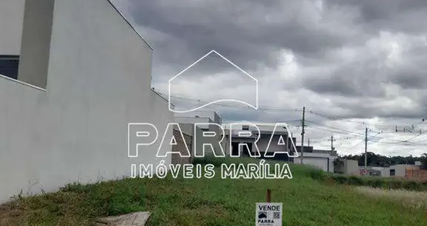 VENDE-SE TERRENO NO TERRA VERDE RESIDENCIAL - MARILIA/SP