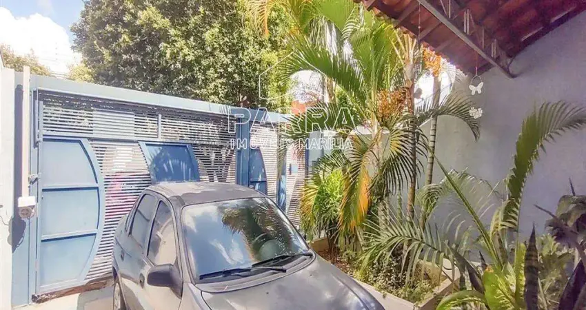 VENDE-SE RESIDÊNCIA NO JARDIM SANTA ANTONIETA - MARILIA/SP
