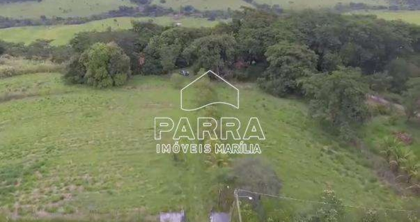 VENDE-SE CHÁCARA NO SÍTIOS DE RECREIO SANTA CAROLINA - MARILIA/SP