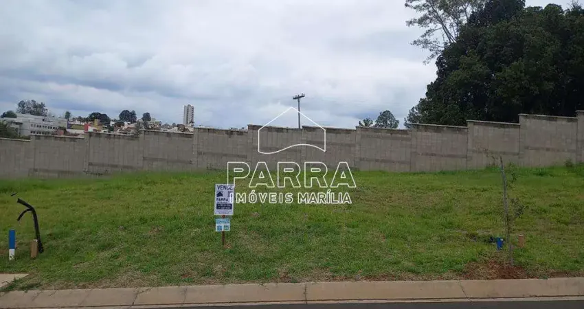 VENDE-SE TERRENO NO RESIDENCIAL CASCATA II - MARILIA/SP