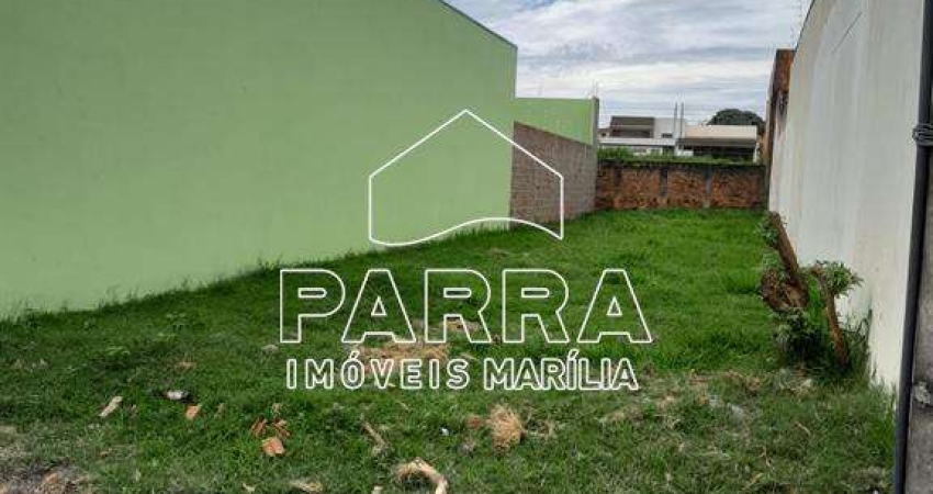 Terreno à venda no Jardim Cavallari, Marília 