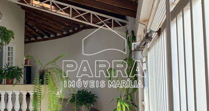 VENDE-SE RESIDÊNCIA NO JARDIM FLORA RICA - MARILIA/SP