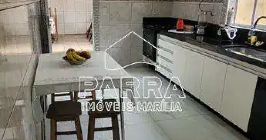 VENDE-SE RESIDÊNCIA NO CONJUNTO RESIDENCIAL ALCIR RAINERI - MARILIA/SP