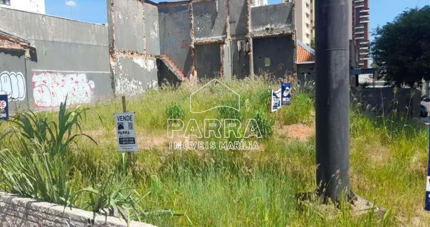 Terreno à venda no Centro, Marília 