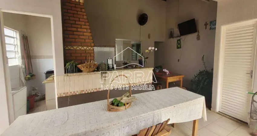 Casa com 4 quartos à venda no Palmital, Marília 