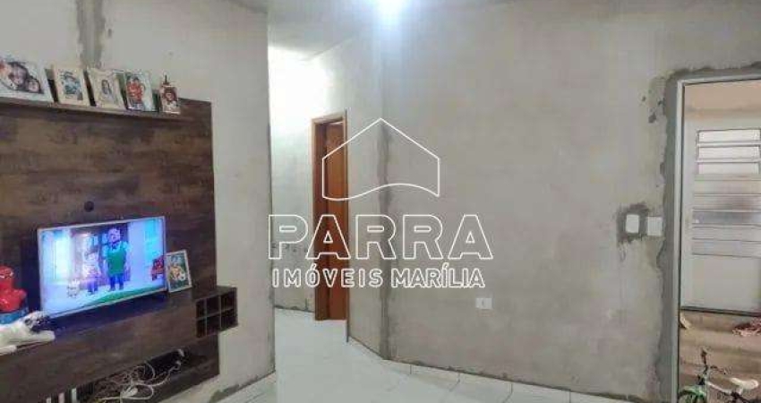 VENDE-SE RESIDÊNCIA NO NÚCLEO HABITACIONAL PRESIDENTE JÂNIO DA SILVA QUADROS - MARILIA/SP