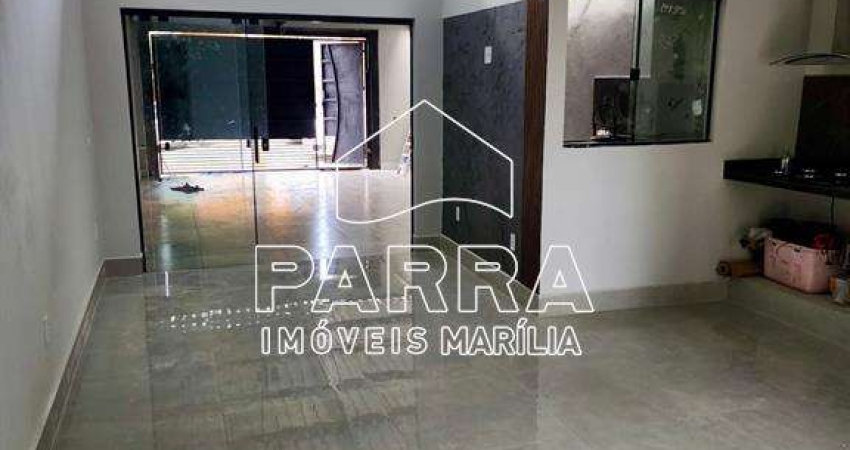 Casa com 2 quartos à venda na Vila Coimbra, Marília 