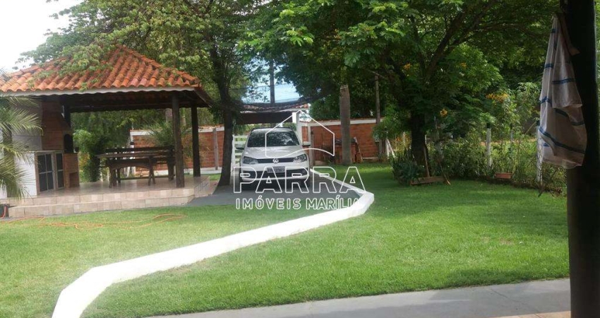 VENDE-SE RANCHO NO RESIDENCIAL AGUA VERDE - PAULICÉIA/SP