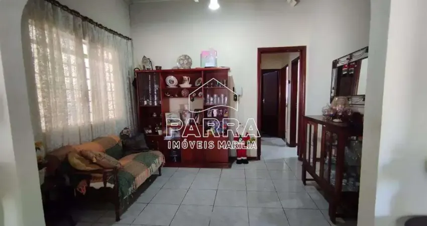 Casa com 3 quartos à venda no Marília, Marília 