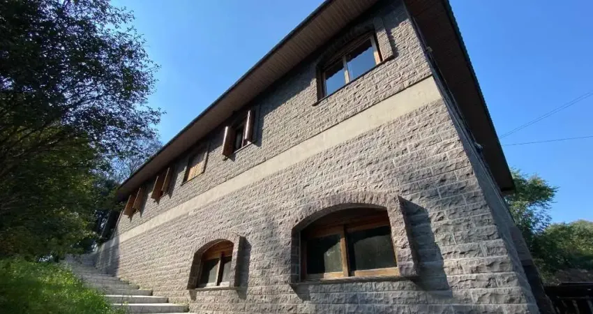 Chácara / sítio com 2 quartos à venda na Severino Candido Lodi, 300, Alvorada, Farroupilha