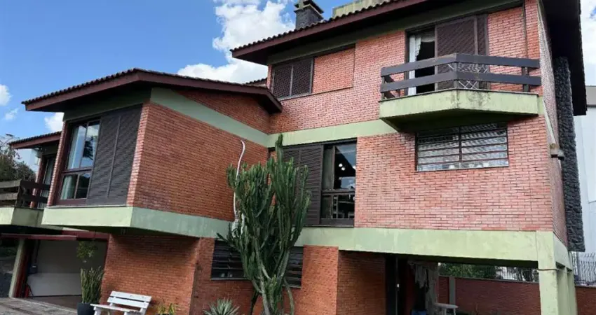 Casa com 4 quartos à venda no Petrópolis, Caxias do Sul 
