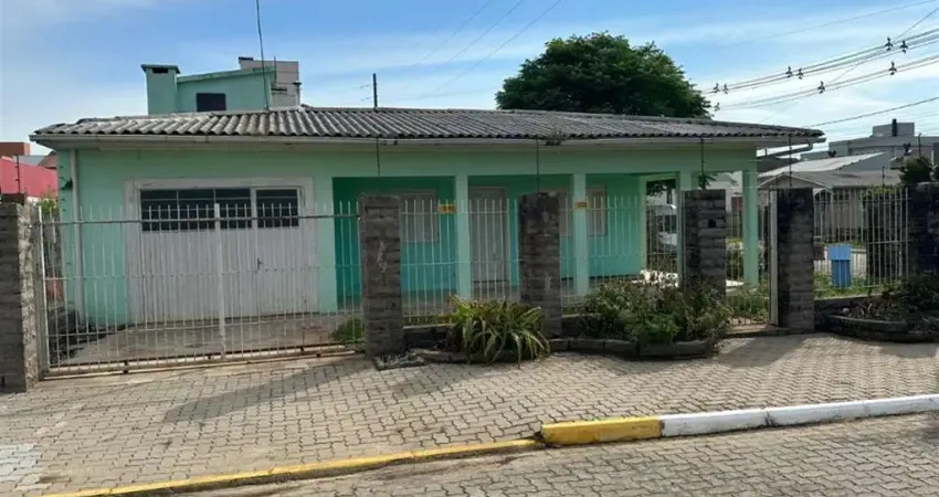 Casa com 3 quartos à venda no Belvedere, Farroupilha 