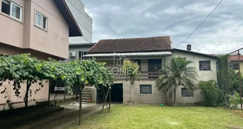 Amplo terreno no bairro santa catarina.imóvel conta com: &