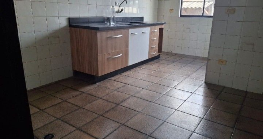 Casa locação, 2 dorm. com suíte,1 vg,90m²,VL lourdes em Carapicuiba