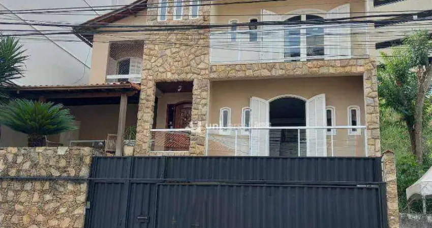 Casa à venda, 240 m² por R$ 1.200.000,00 - Cascatinha - Juiz de Fora/MG